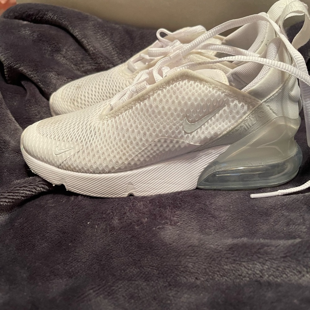Air Max 270